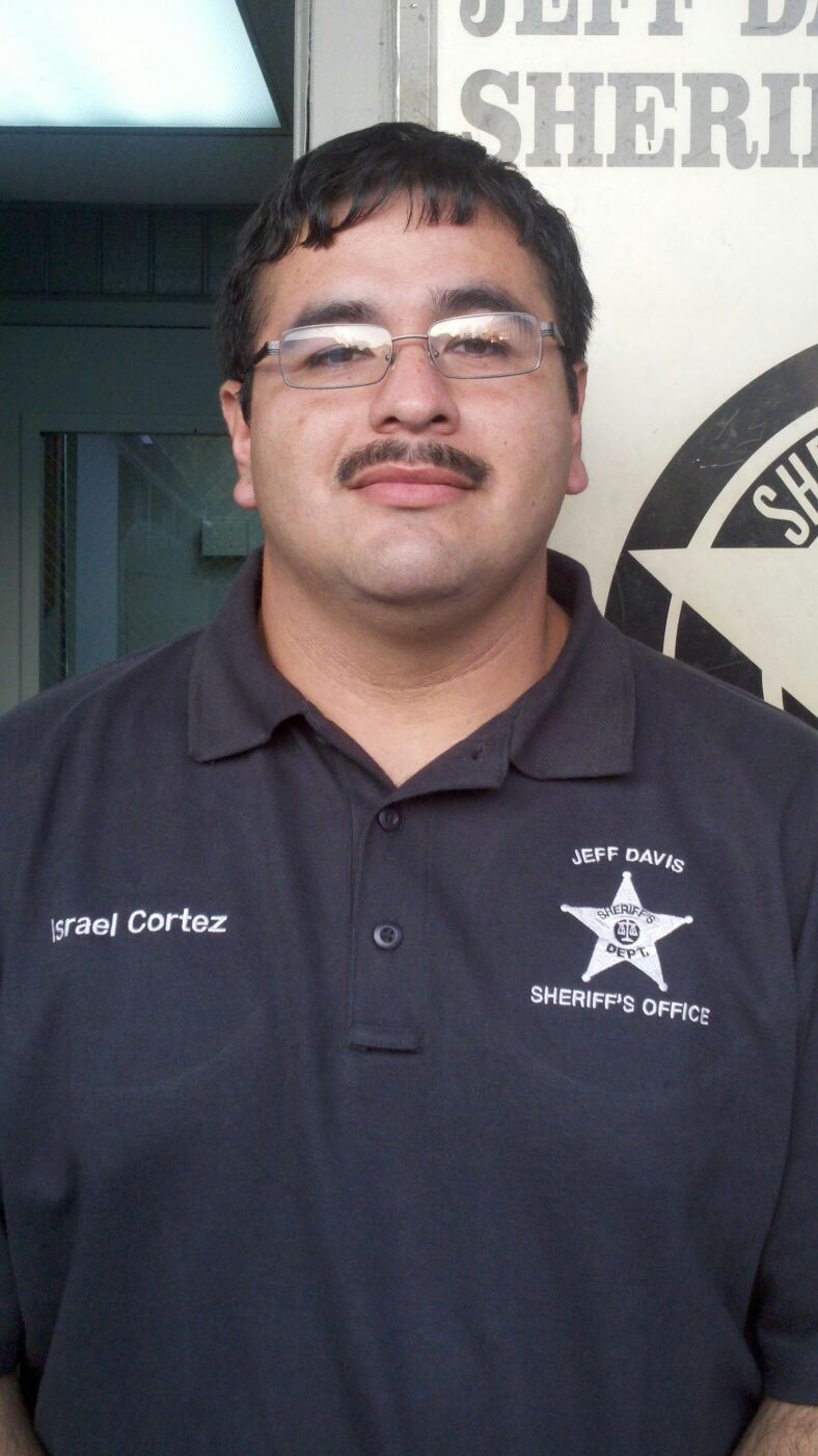 Jailer Israel Cortez - J4